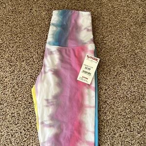 Womens/Juniors leggings - Size Small - Brand new with tags.